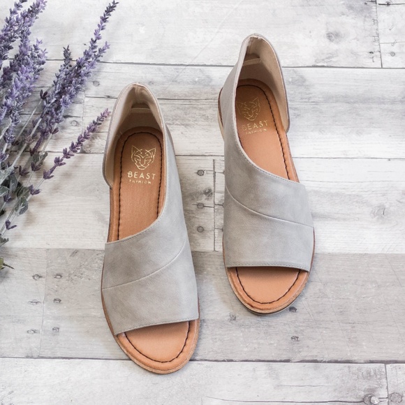 'Lotus' Flats - Picture 2 of 8